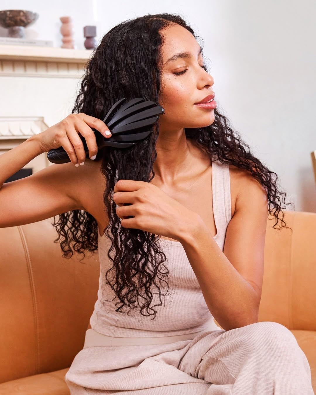Go Green Curl Detangler Hair Brush | Curly Hair Detangling Brush with IntelliFlex® Bristles | WET BRUSH