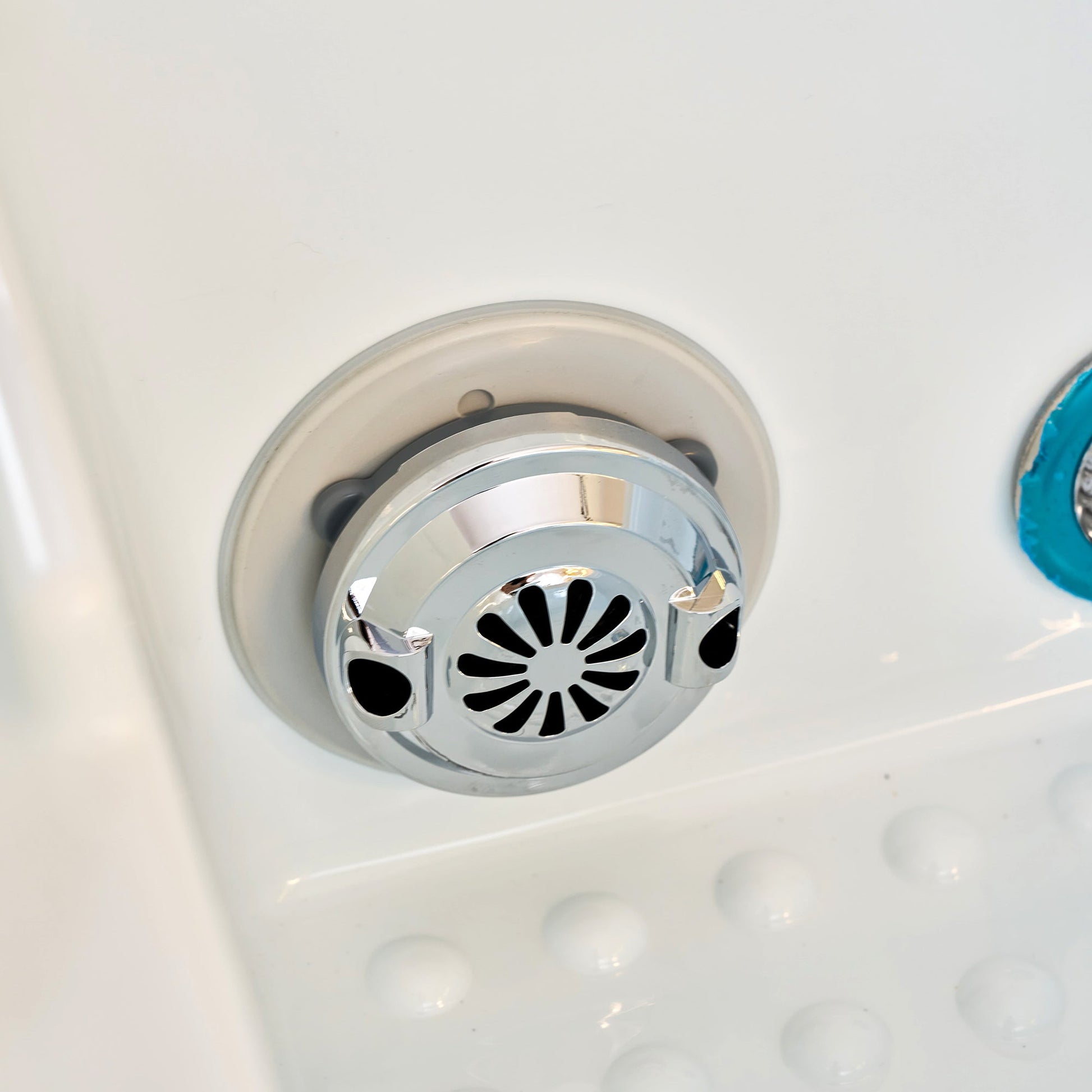 631D Electric Lifting Head Spa Bed - FRESH WATER | Head Spa Beds (Plumbed) by SSW - SH Salons