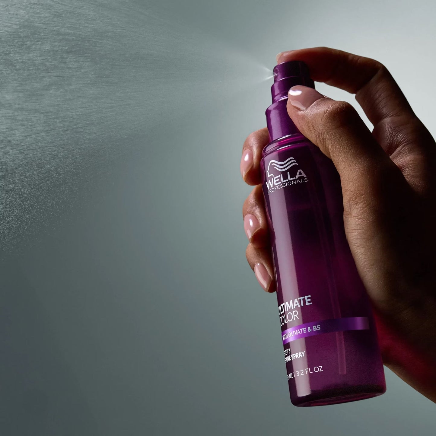 Shine Spray | Step 3 | Gloss & Smoothness for Color - Treated Hair | ULTIMATE COLOR | WELLA by WELLA PROFESSIONAL | SH Salons