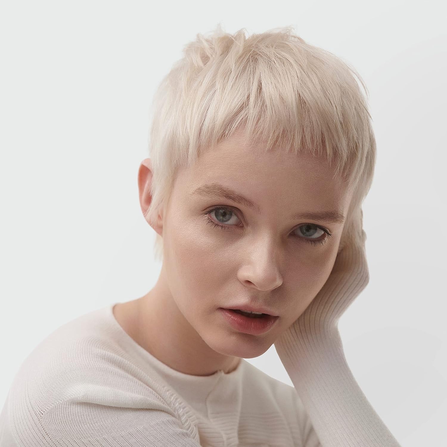 Silkening Mist | Dark Oil Lightweight | SEBASTIAN | HAIR STYLING PRODUCTS by SEBASTIAN - SH Salons