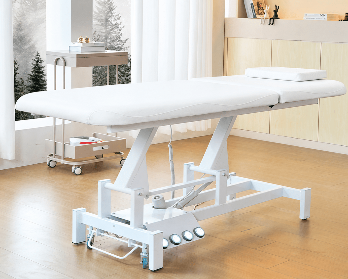 SSW 813 Electric Treatment Table by SSW | SH Salons